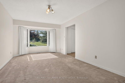 38 Bateman Drive • Ottawa, ON photo 8