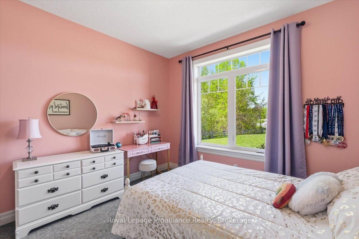 63 Hiddenvalley Drive • Belleville, ON photo 20