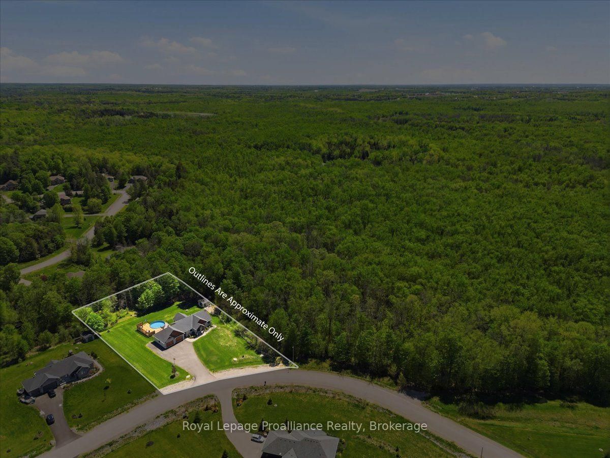 63 Hiddenvalley Drive • Belleville, ON photo 39