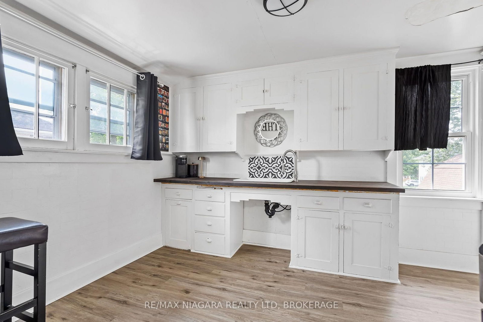214 Kent Street • Port Colborne, ON photo 17