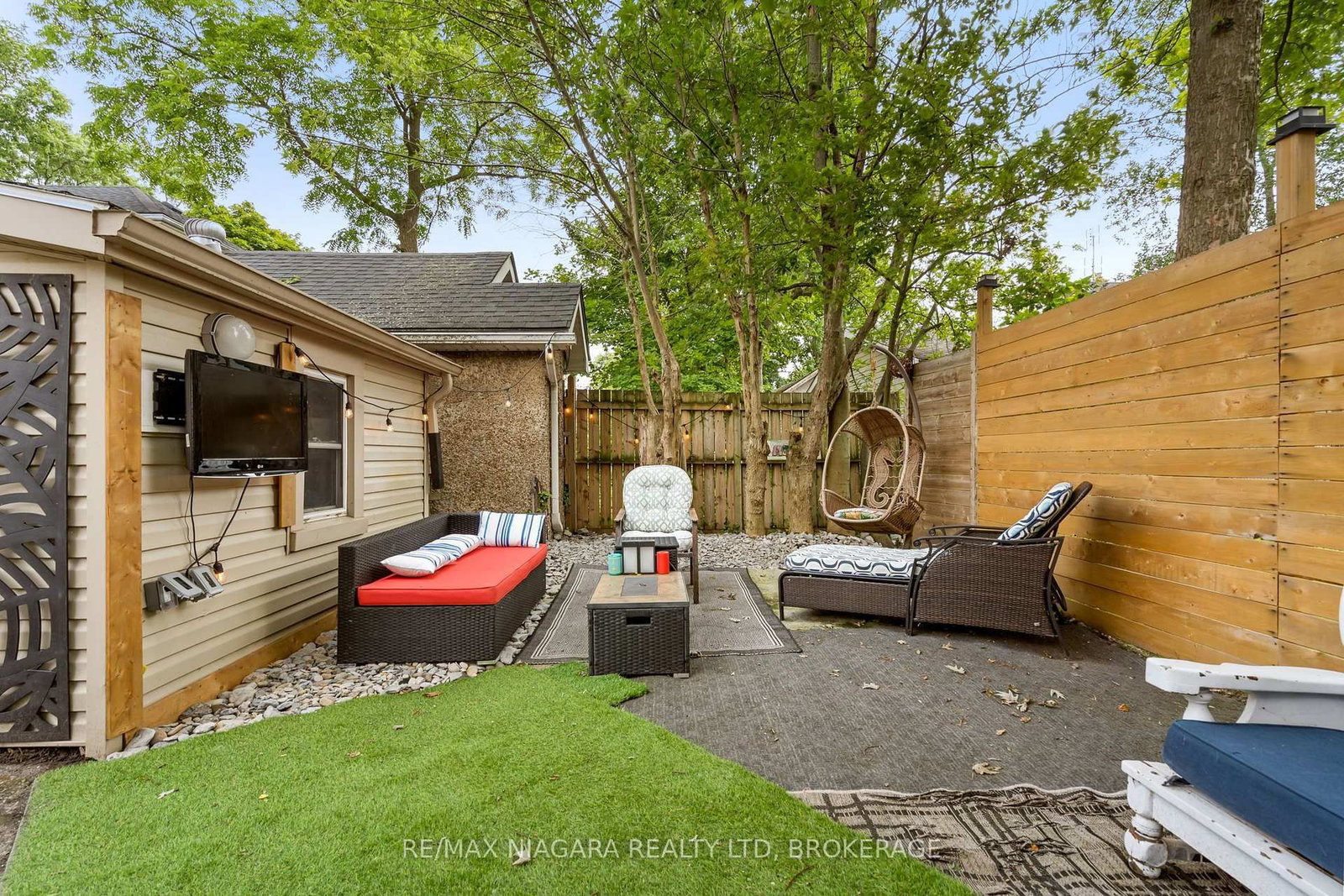 214 Kent Street • Port Colborne, ON photo 24