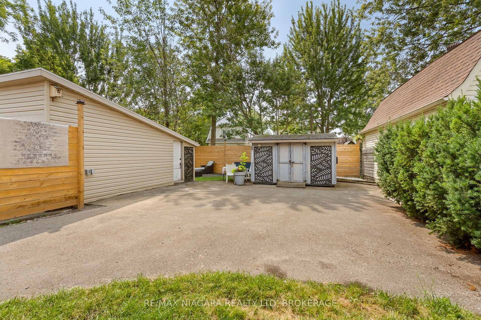 214 Kent Street • Port Colborne, ON photo 27