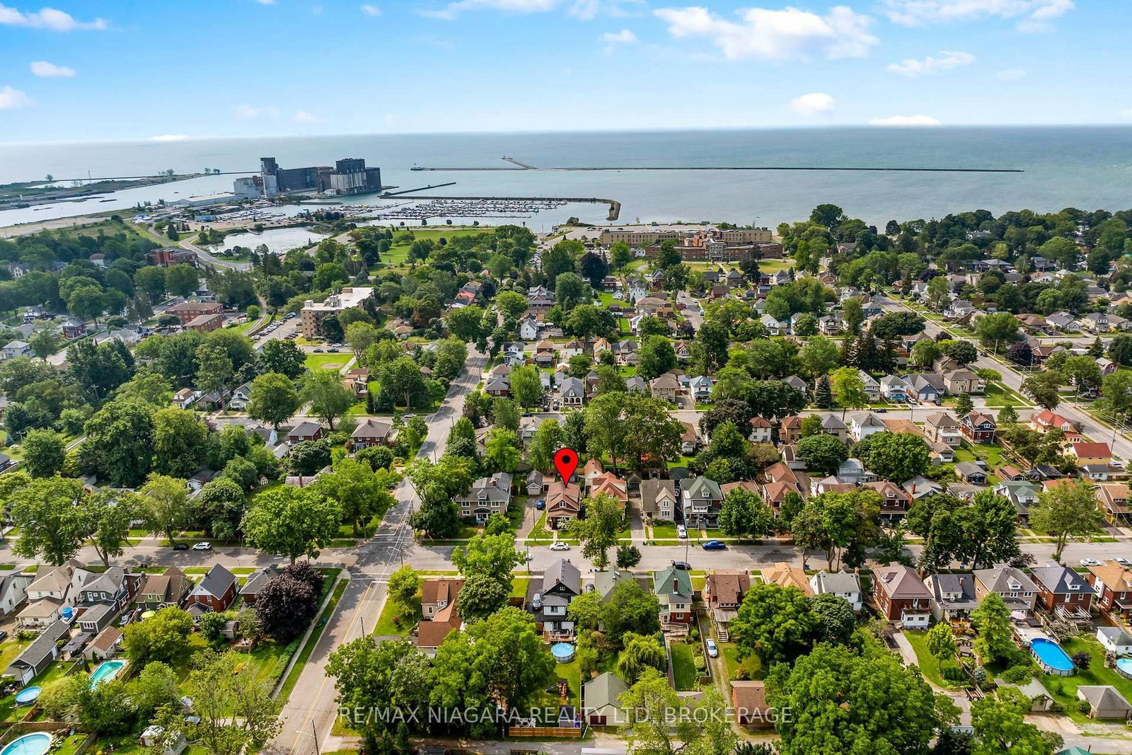 214 Kent Street • Port Colborne, ON photo 33