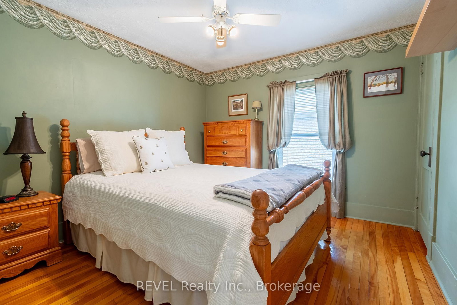 298 Stanley Street • Port Colborne, ON photo 21