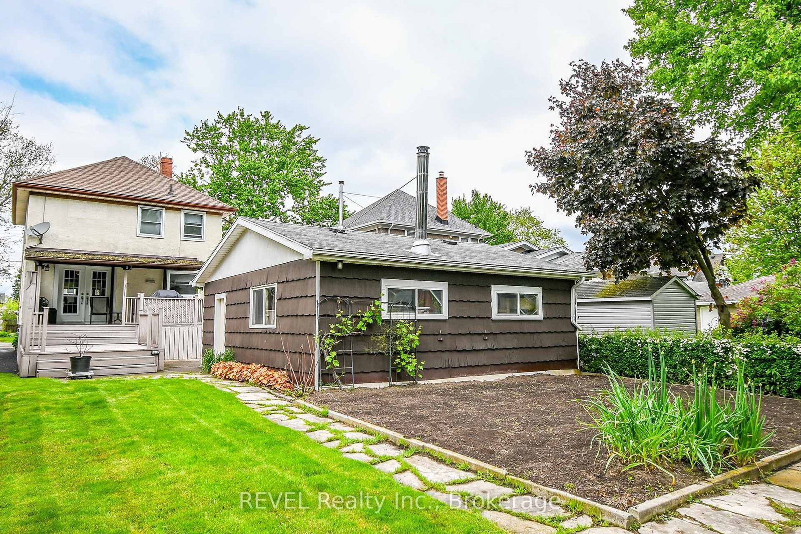 298 Stanley Street • Port Colborne, ON photo 36