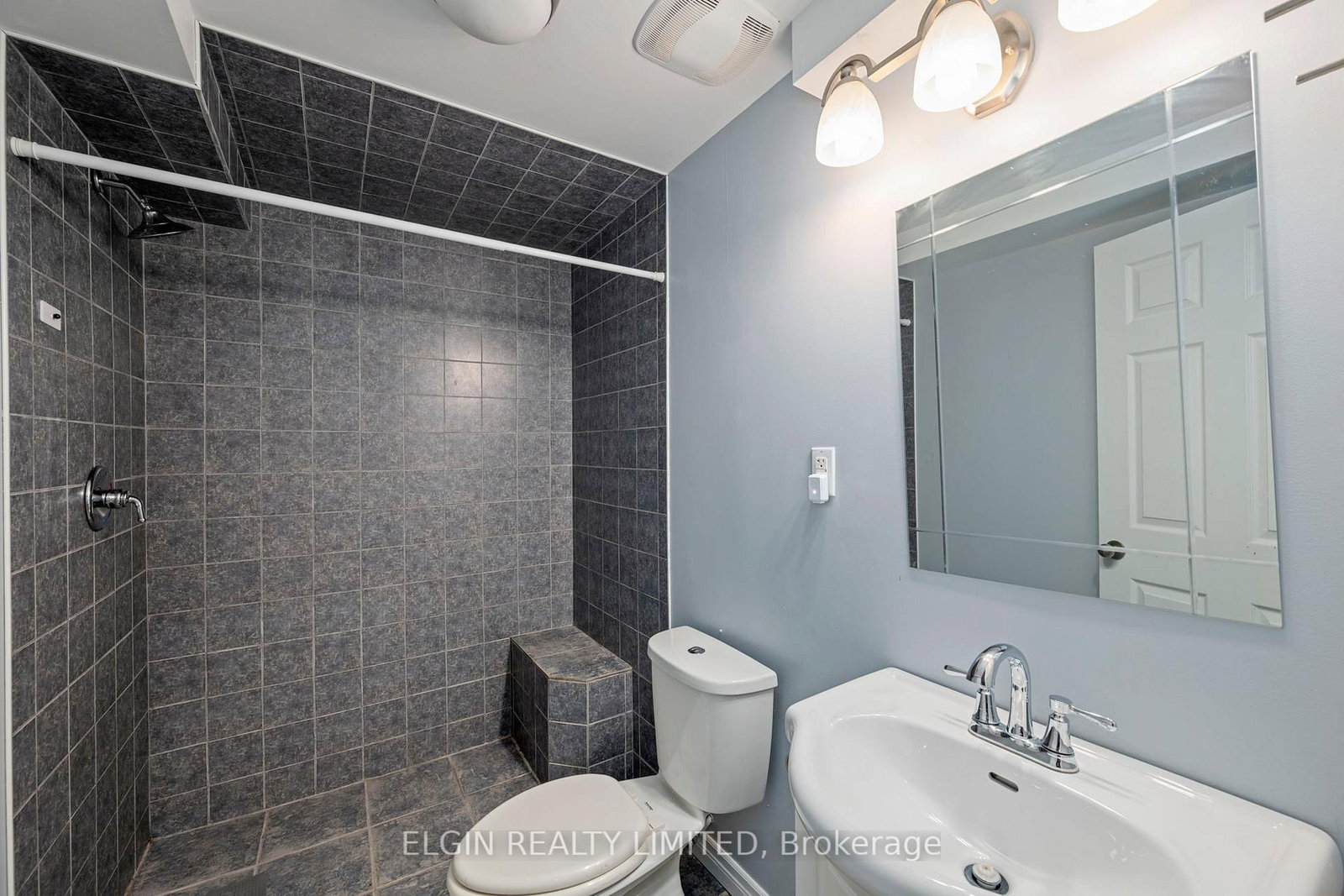 11 Kensington Court • St. Thomas, ON photo 23