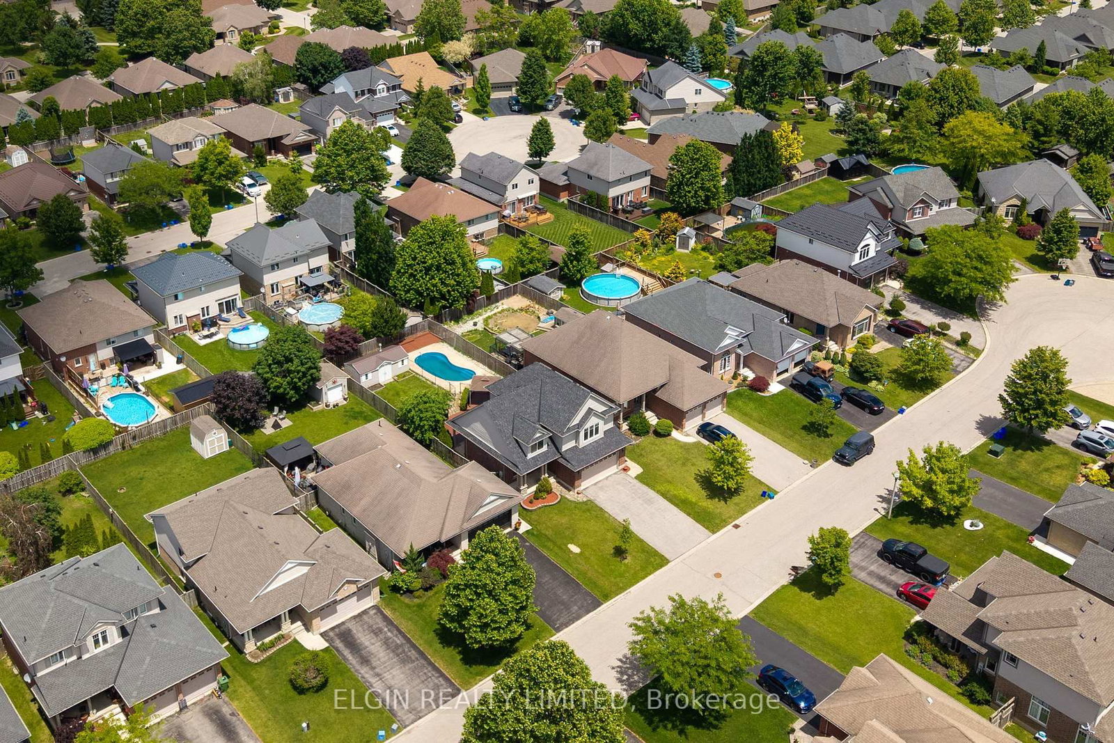 11 Kensington Court • St. Thomas, ON photo 37