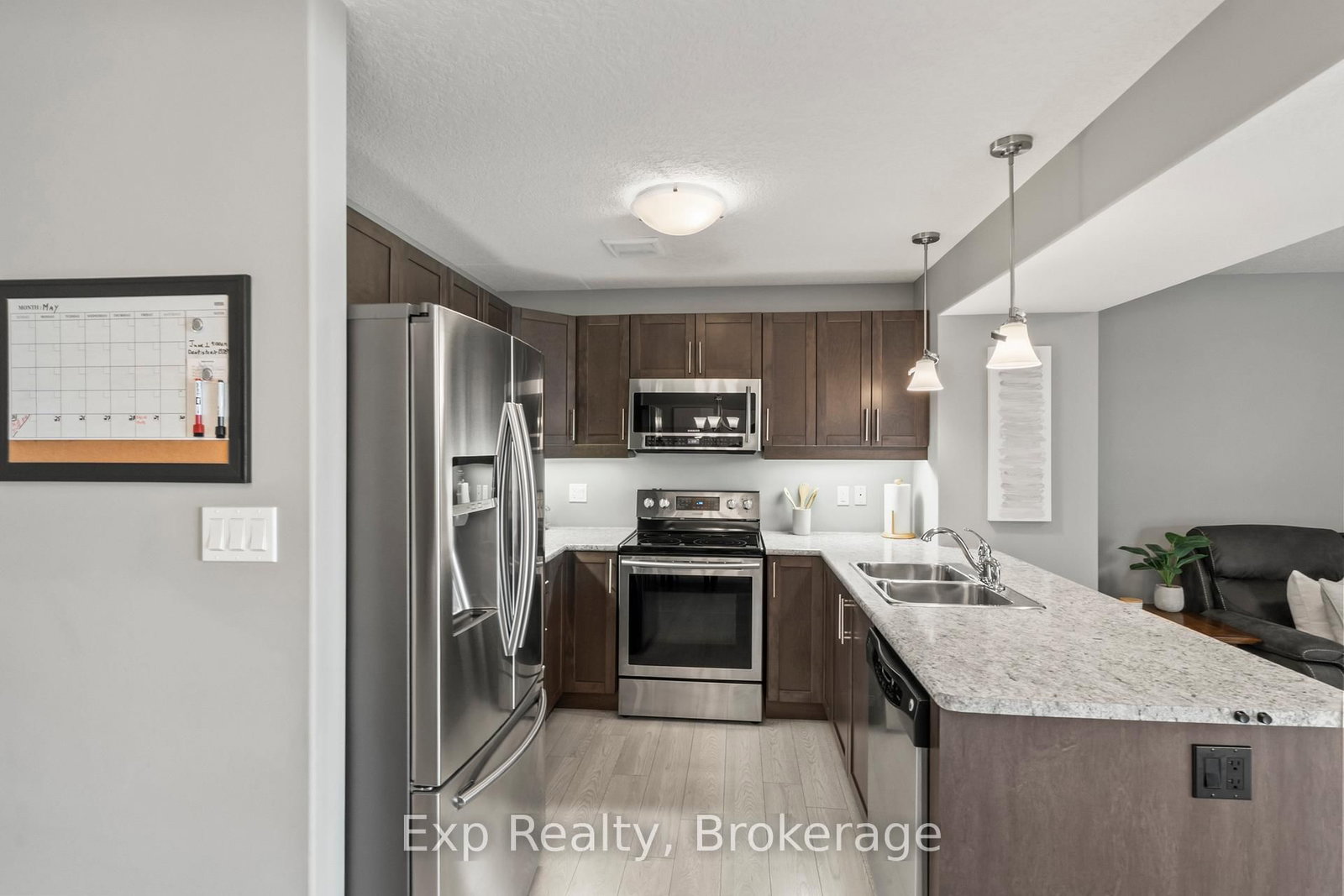 54 Cortland Crescent • Quinte West, ON photo 9