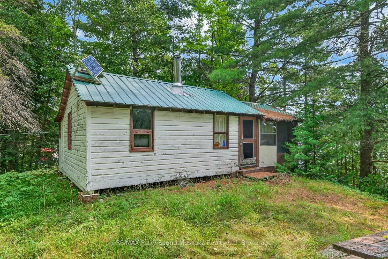 418 Whitestone Lk Road • Whitestone, ON photo 3