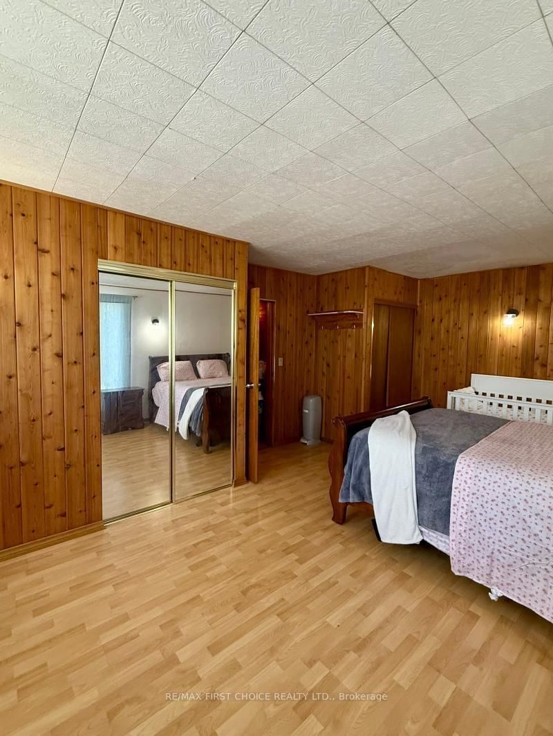 109-111 Hillcrest Road • Greenstone, ON photo 12