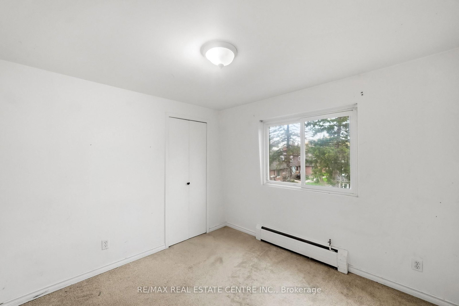 10-76 Borden Pkwy, Kitchener, view 16