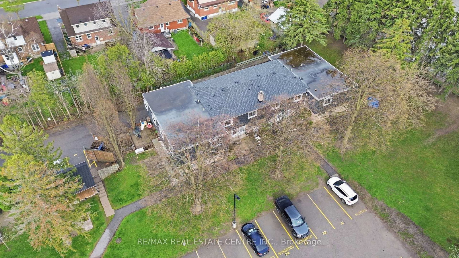 10-76 Borden Pkwy, Kitchener, view 24