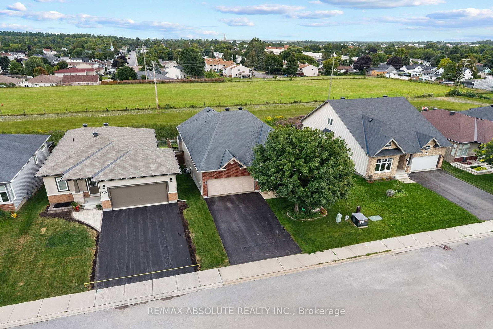 189 Edey Street • Arnprior, ON photo 42