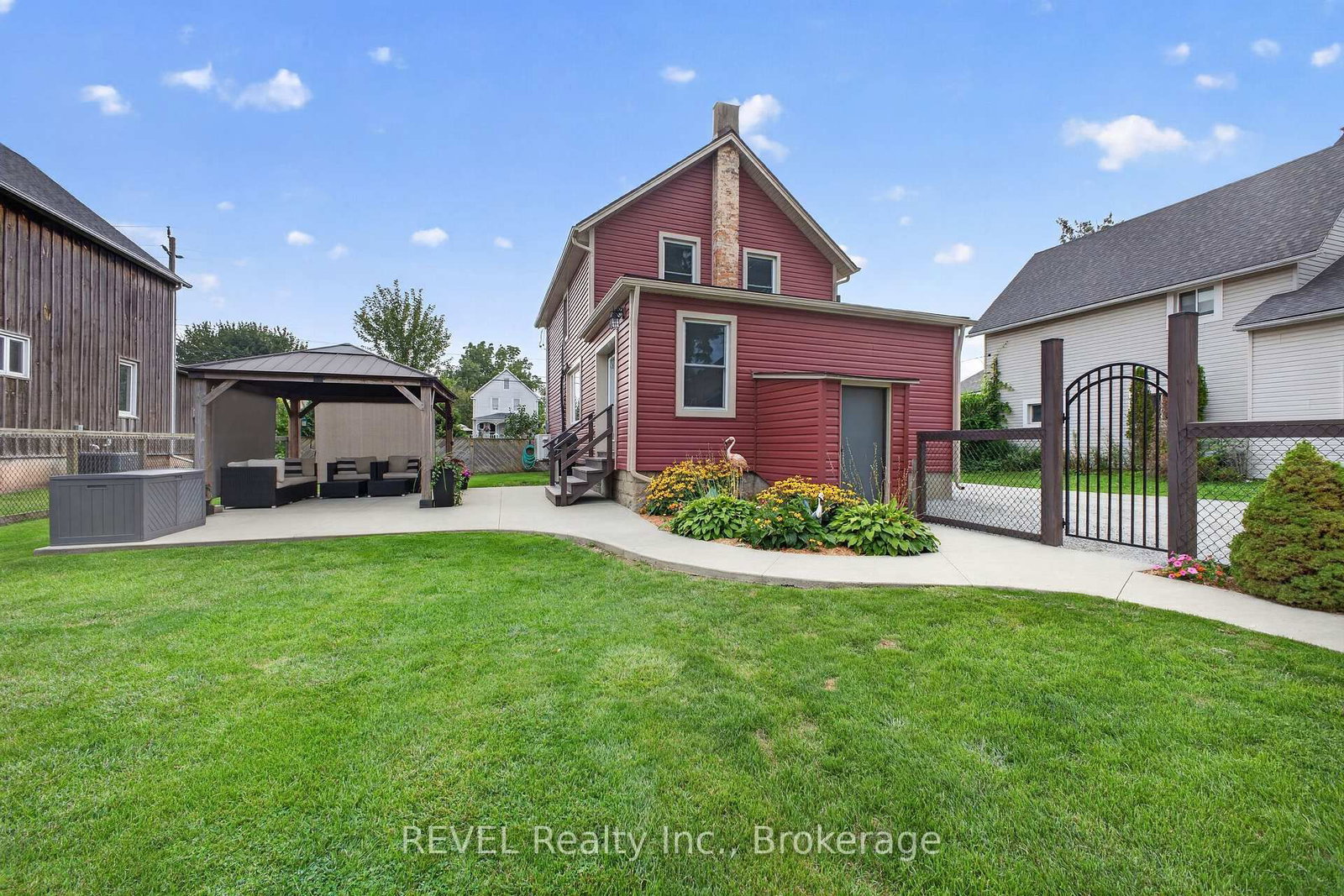 312 Phipps Street • Fort Erie, ON photo 28