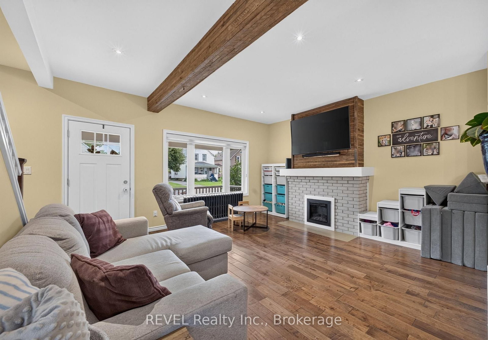 312 Phipps Street • Fort Erie, ON photo 9