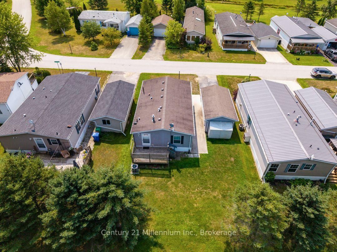 110 Rosewood Drive • Georgian Bluffs, ON photo 11
