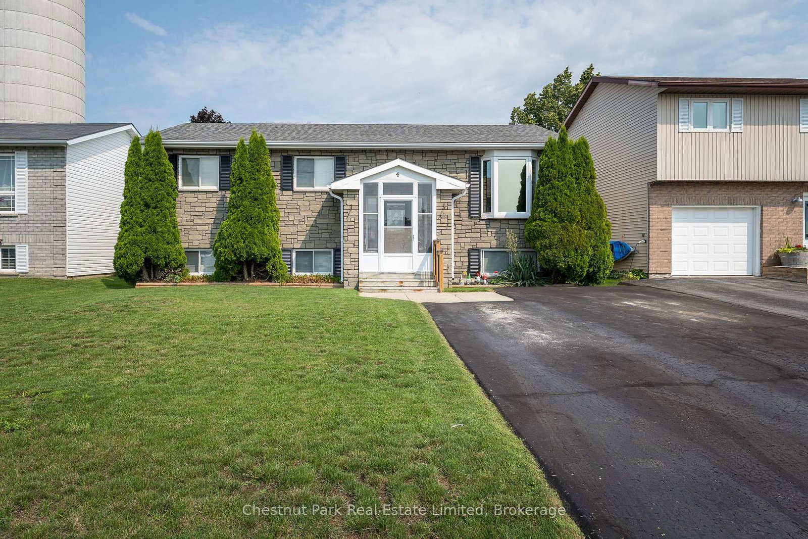 4 First Avenue • Prince Edward County, ON photo 3