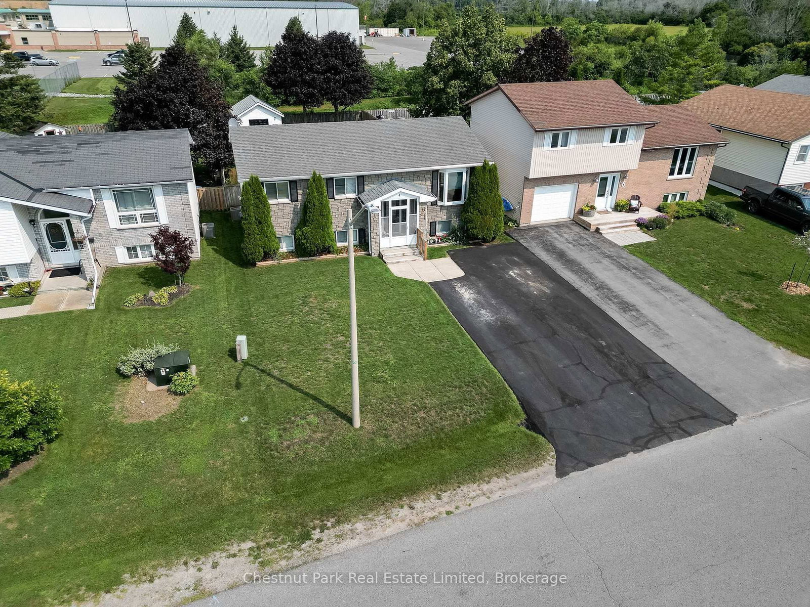 4 First Avenue • Prince Edward County, ON photo 37