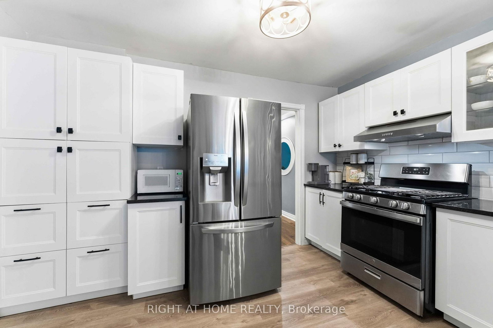 25 Waterton Crescent • Kanata, ON photo 16