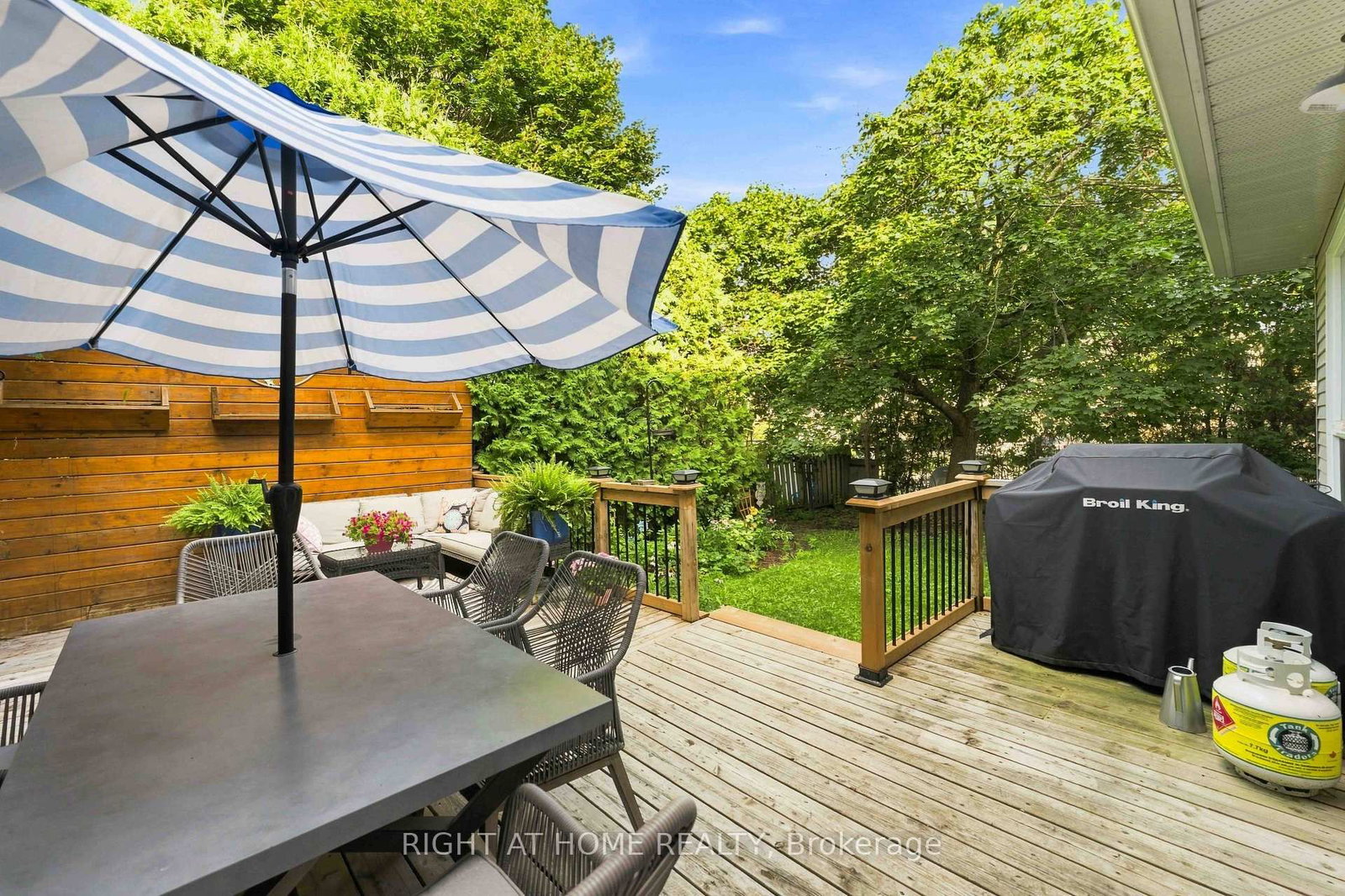 25 Waterton Crescent • Kanata, ON photo 37
