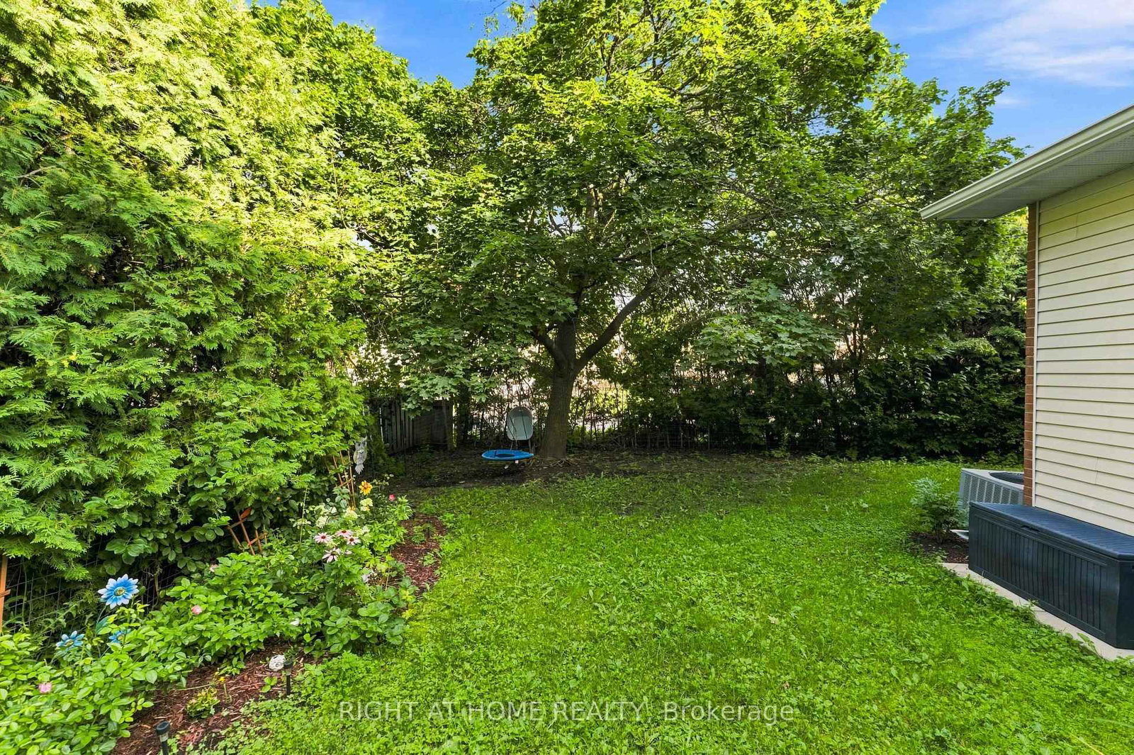 25 Waterton Crescent • Kanata, ON photo 39