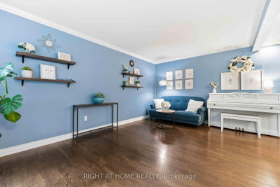 25 Waterton Crescent • Kanata, ON photo 6