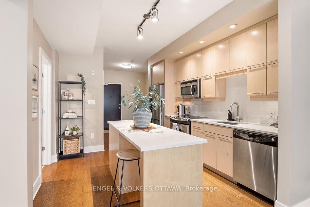 101 Richmond Road • #418 • Ottawa, ON photo 8