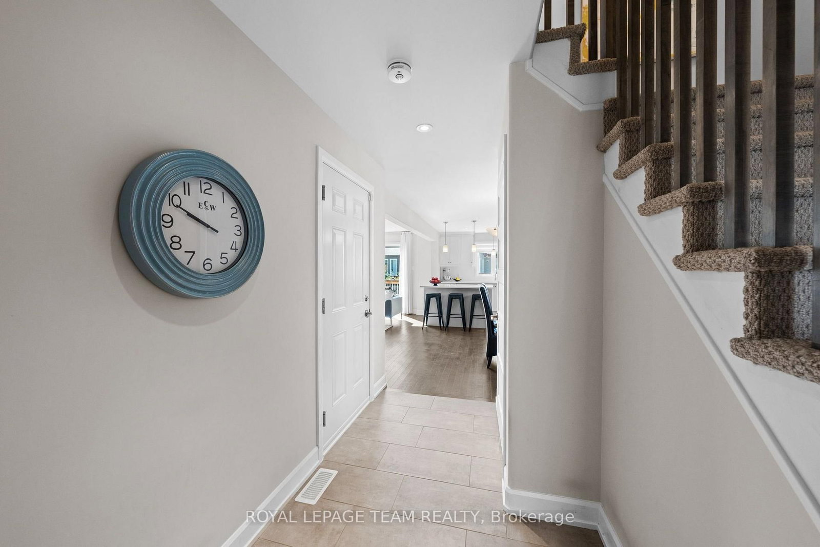 408 Twilight Avenue • Russell, ON photo 6
