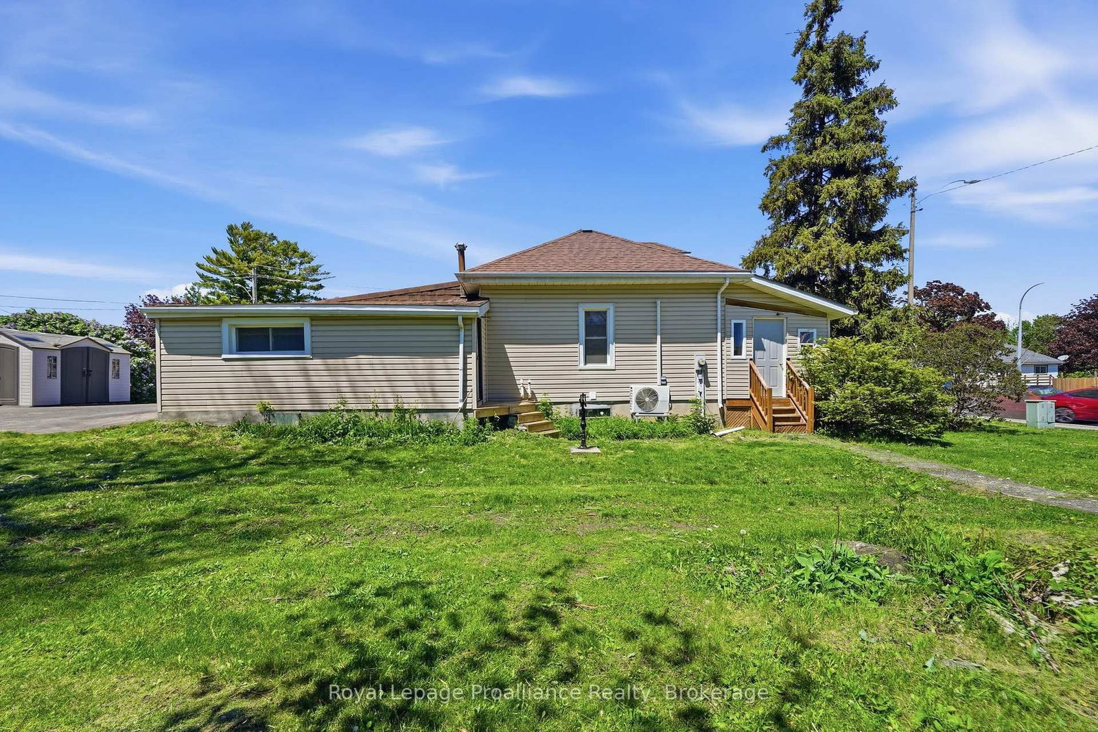252 Sidney Street • Quinte West, ON photo 22