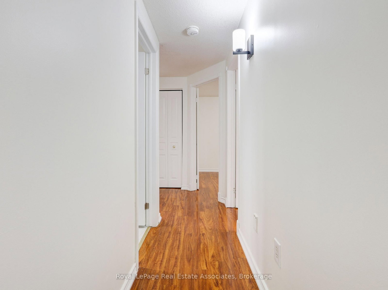 26 Mclachlan Place • Guelph, ON photo 9