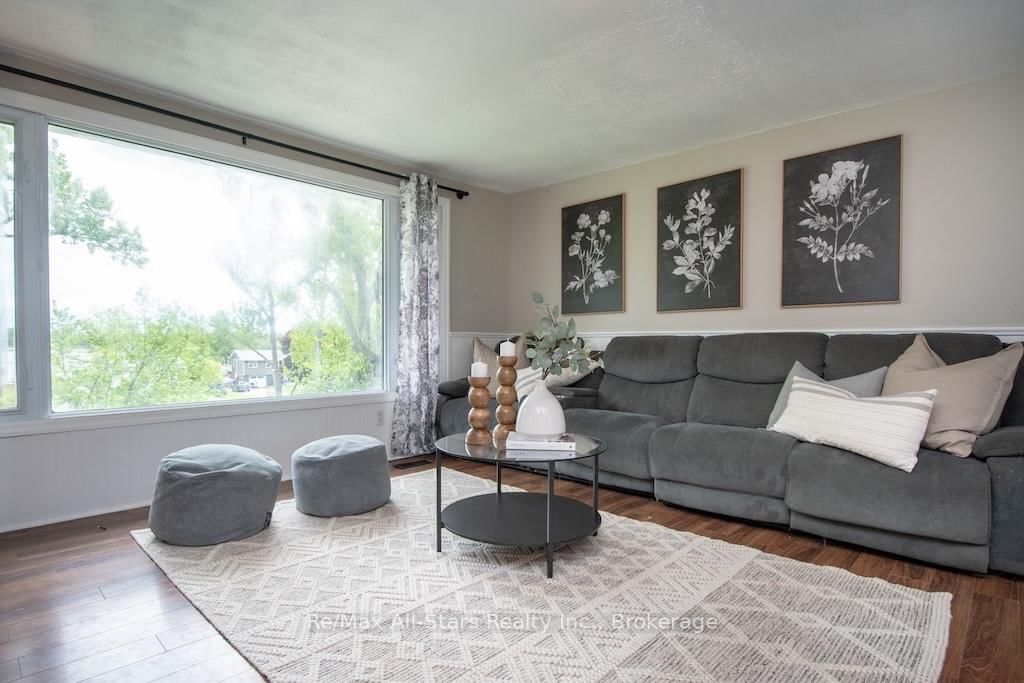 9 Riverside Drive • Kawartha Lakes, ON photo 10