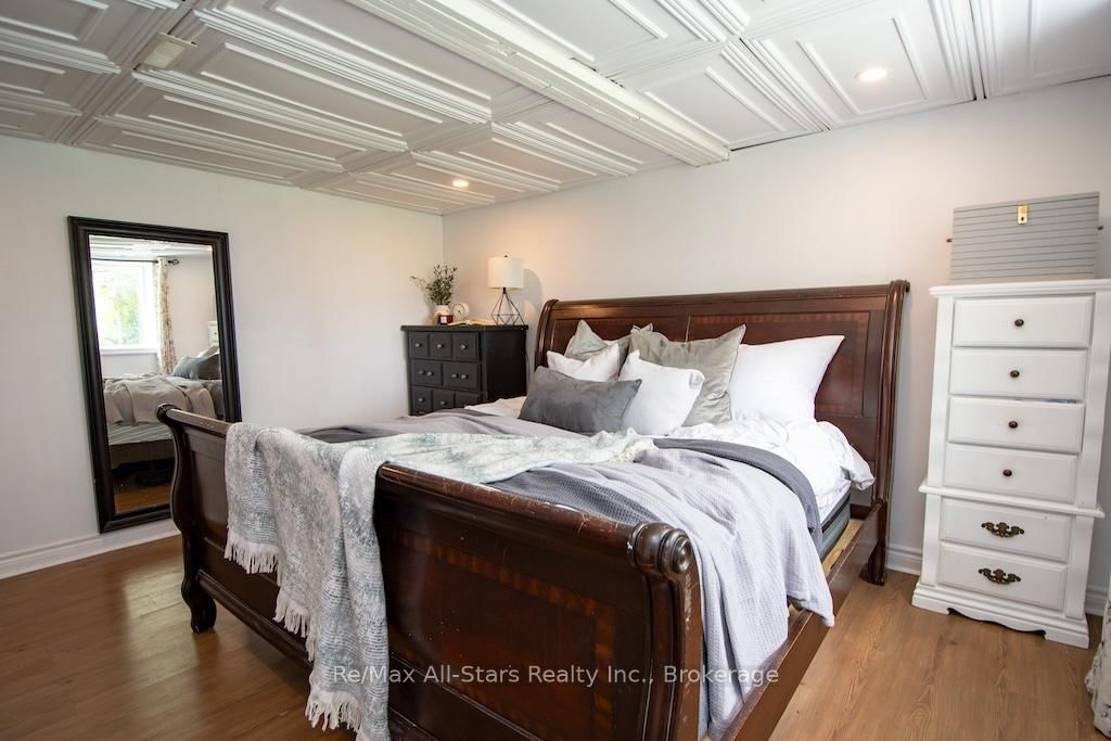 9 Riverside Drive • Kawartha Lakes, ON photo 25