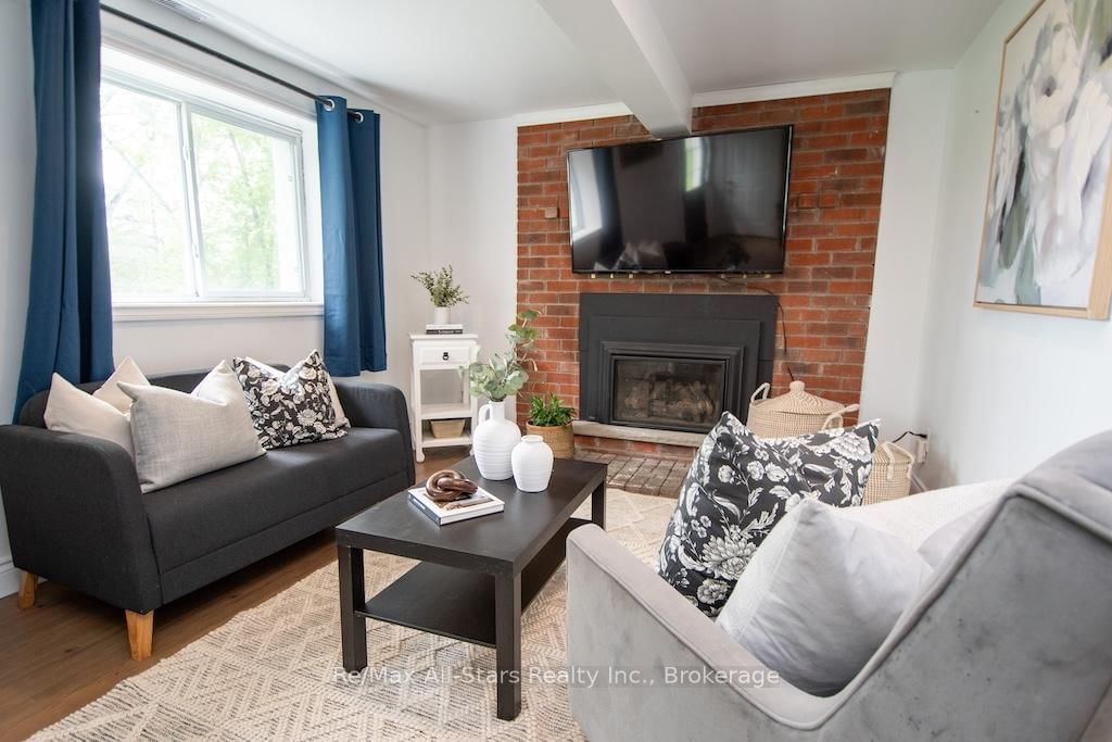 9 Riverside Drive • Kawartha Lakes, ON photo 7