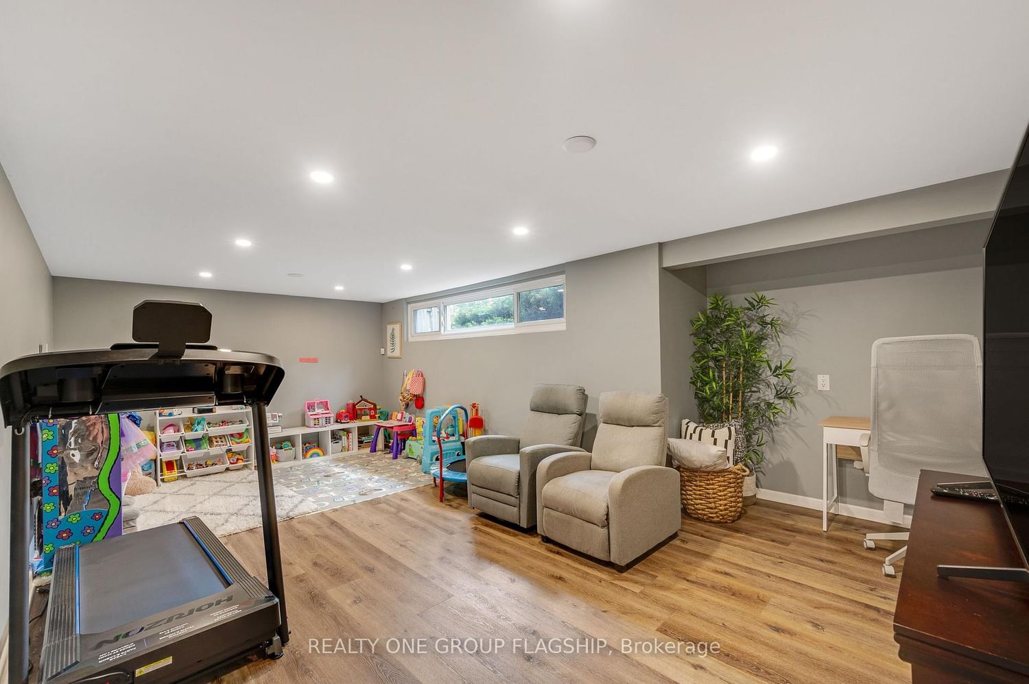 118 Princeton Drive • Hamilton, ON photo 32