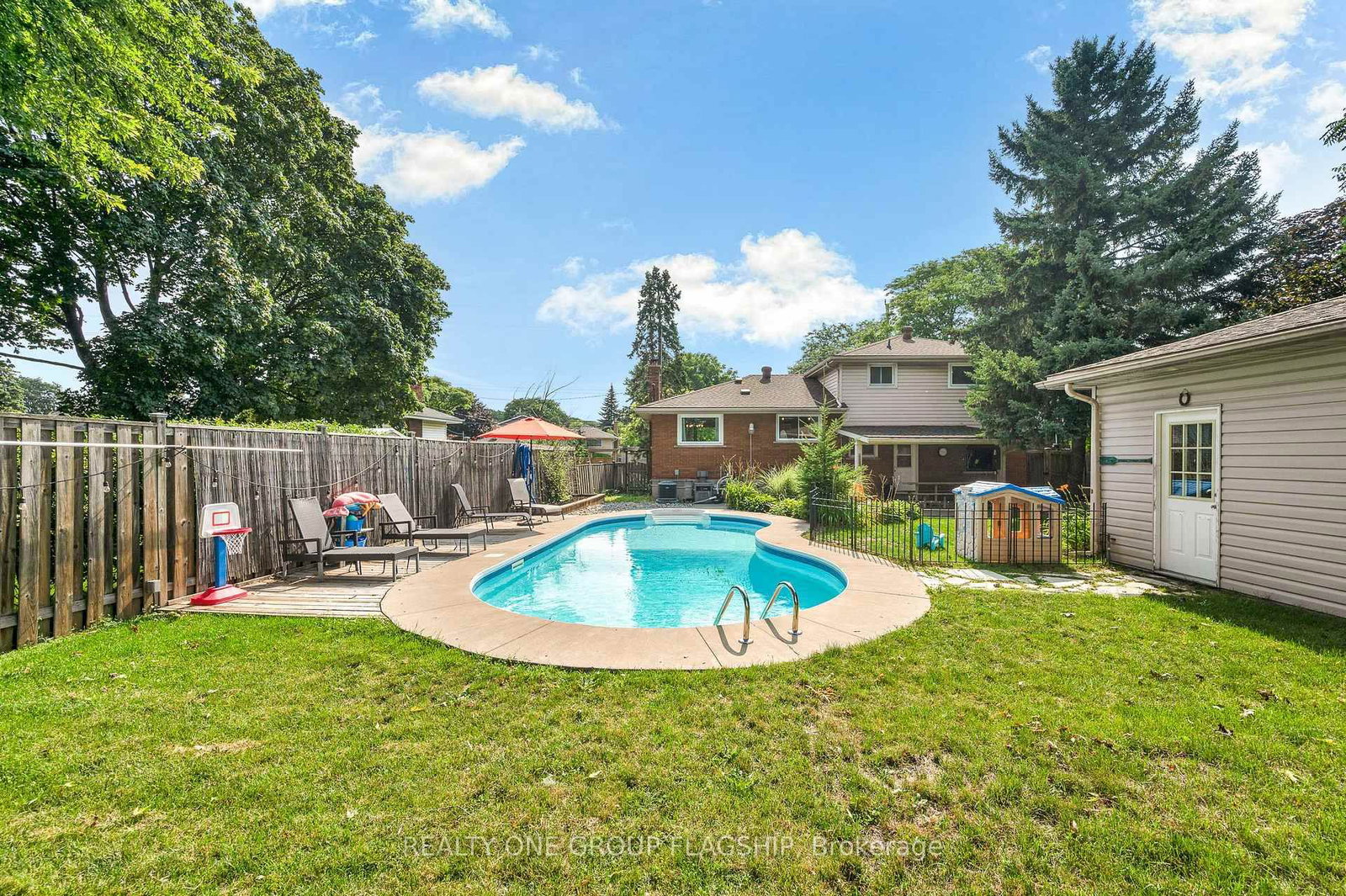 118 Princeton Drive • Hamilton, ON photo 39