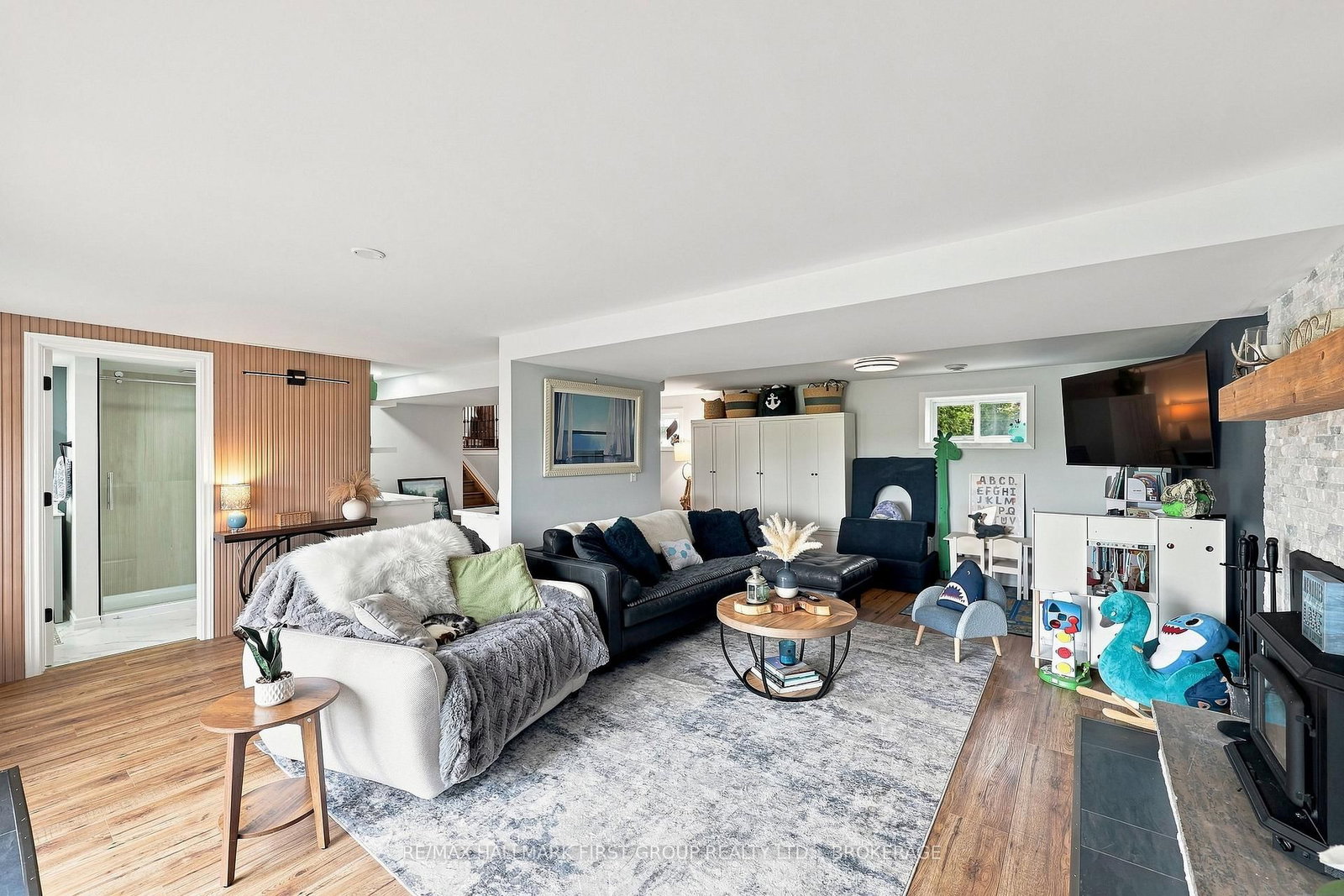 19 Sunset Lane • Kingston, ON photo 38