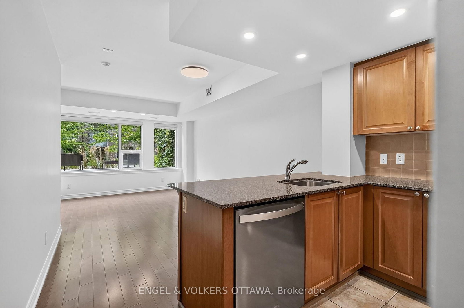 250 Lett Street • #109 • Ottawa, ON photo 9