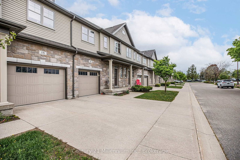 Unit #16 - 935 Goderich Street