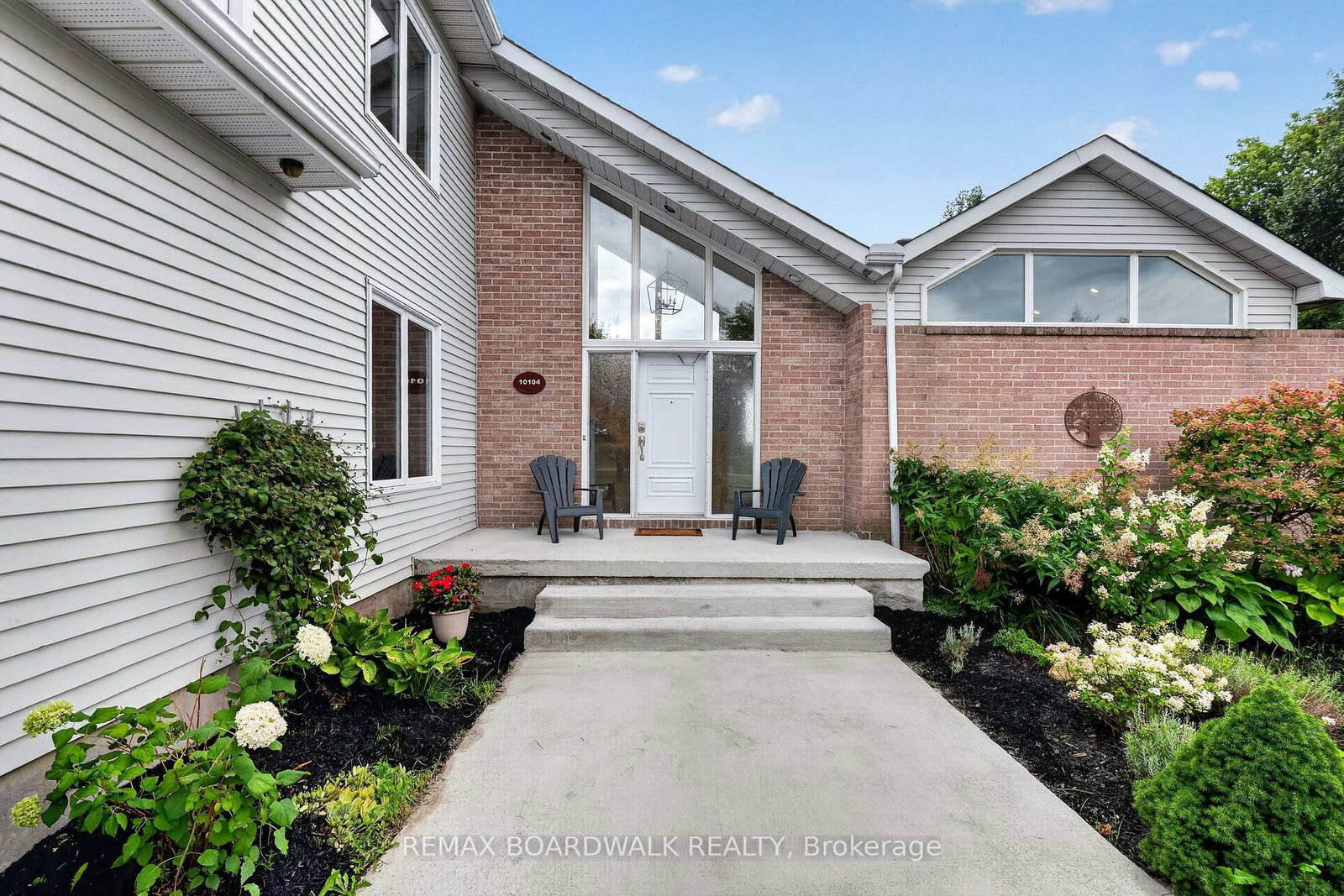 10104 Marionville Road • North Dundas, ON photo 3