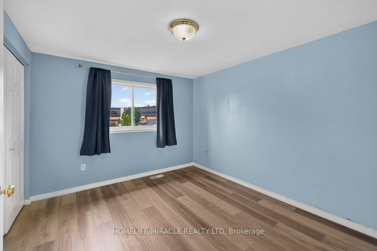 125 Hawkins Drive • Cambridge, ON photo 17