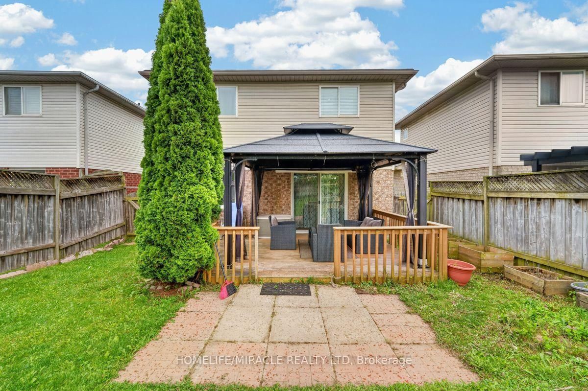 125 Hawkins Drive • Cambridge, ON photo 36