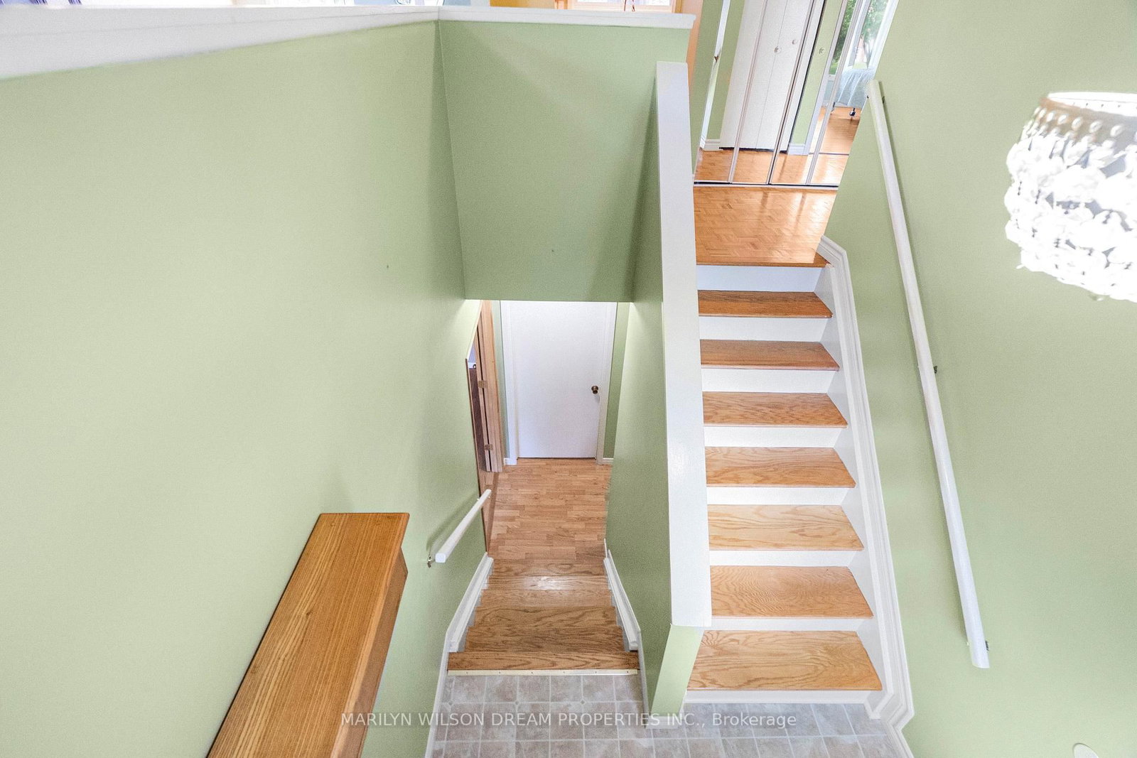 20 Coolbrook Crescent • Munster, ON photo 18