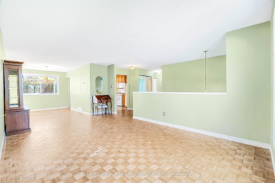 20 Coolbrook Crescent • Munster, ON photo 7