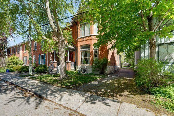 25 Colborne Street