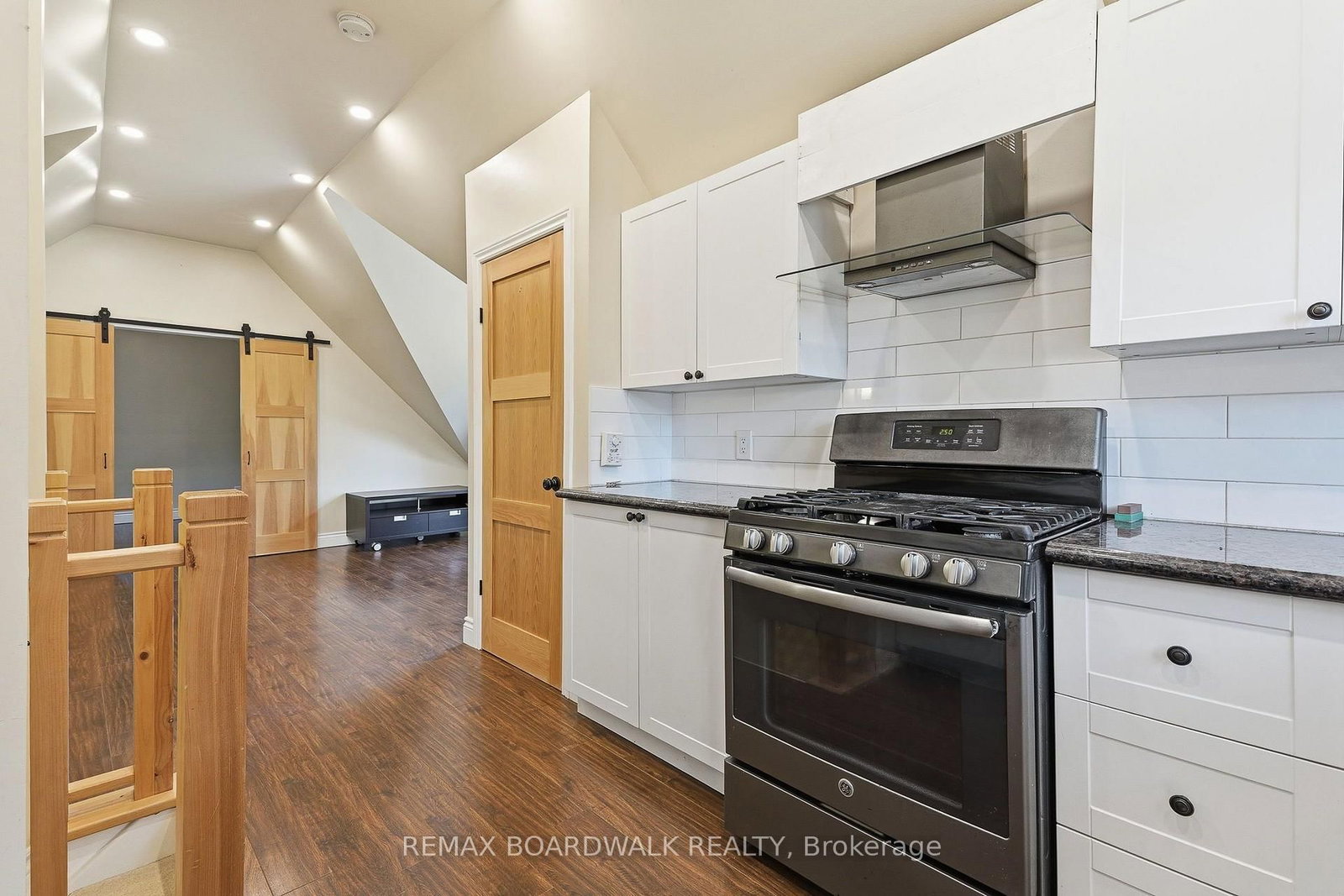 1110 Dunning Road • Orleans, ON photo 28