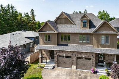 898A Gzowski Street • Centre Wellington, ON photo 2