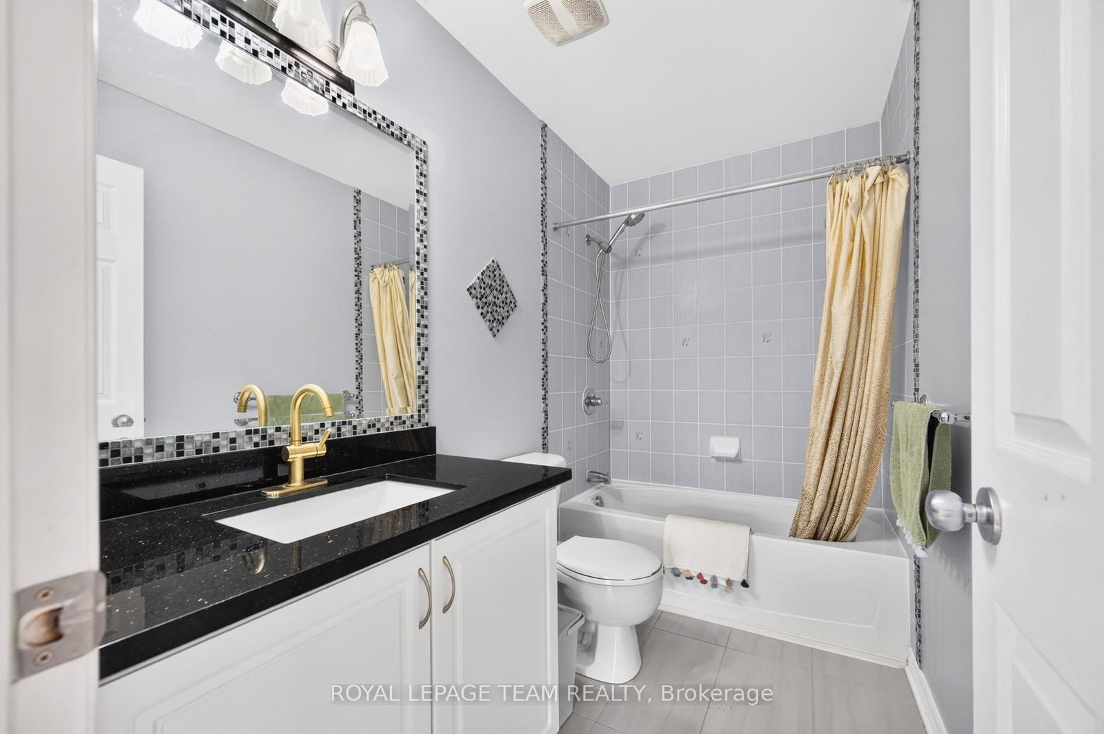 599 Malkowski Street • Ottawa, ON photo 24