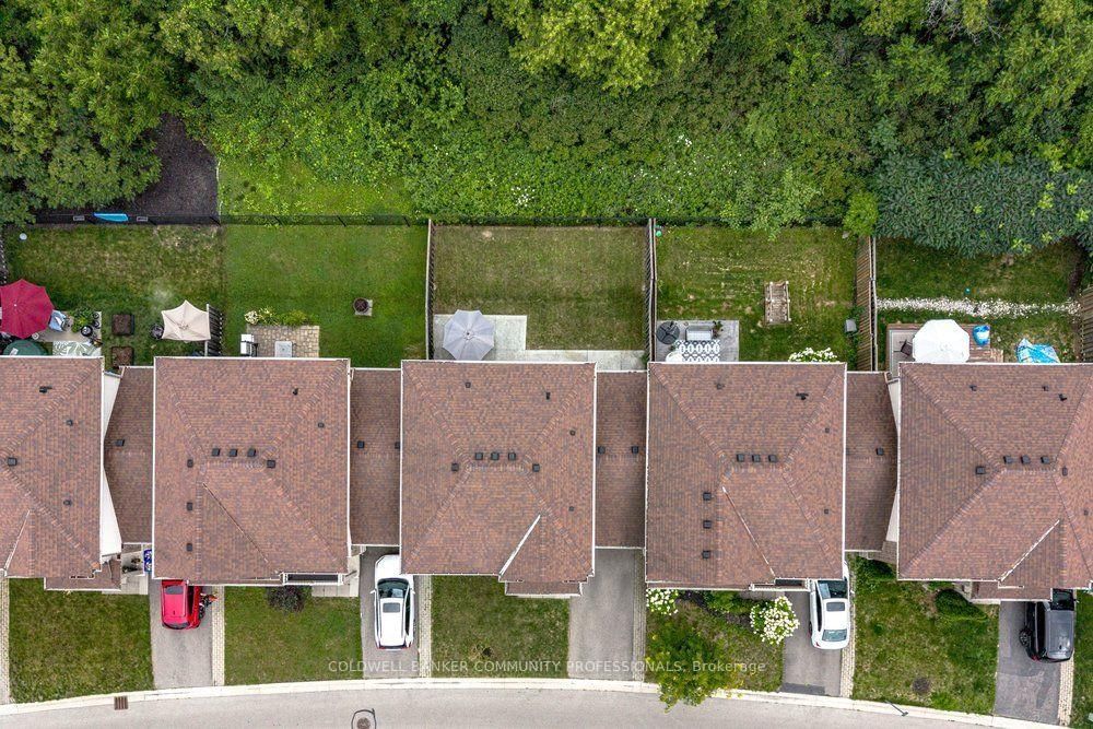 44 Westbank Trail • Hamilton, ON photo 40