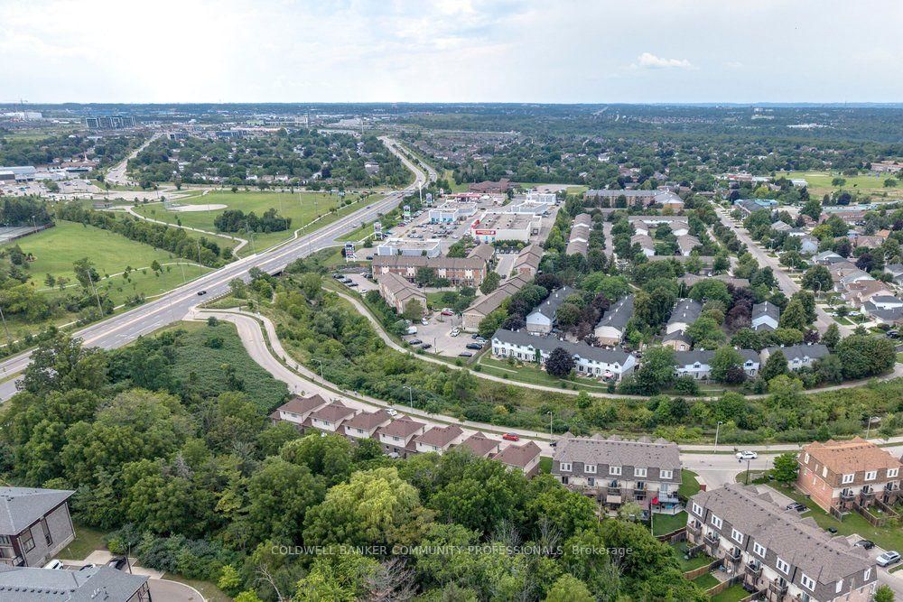 44 Westbank Trail • Hamilton, ON photo 43
