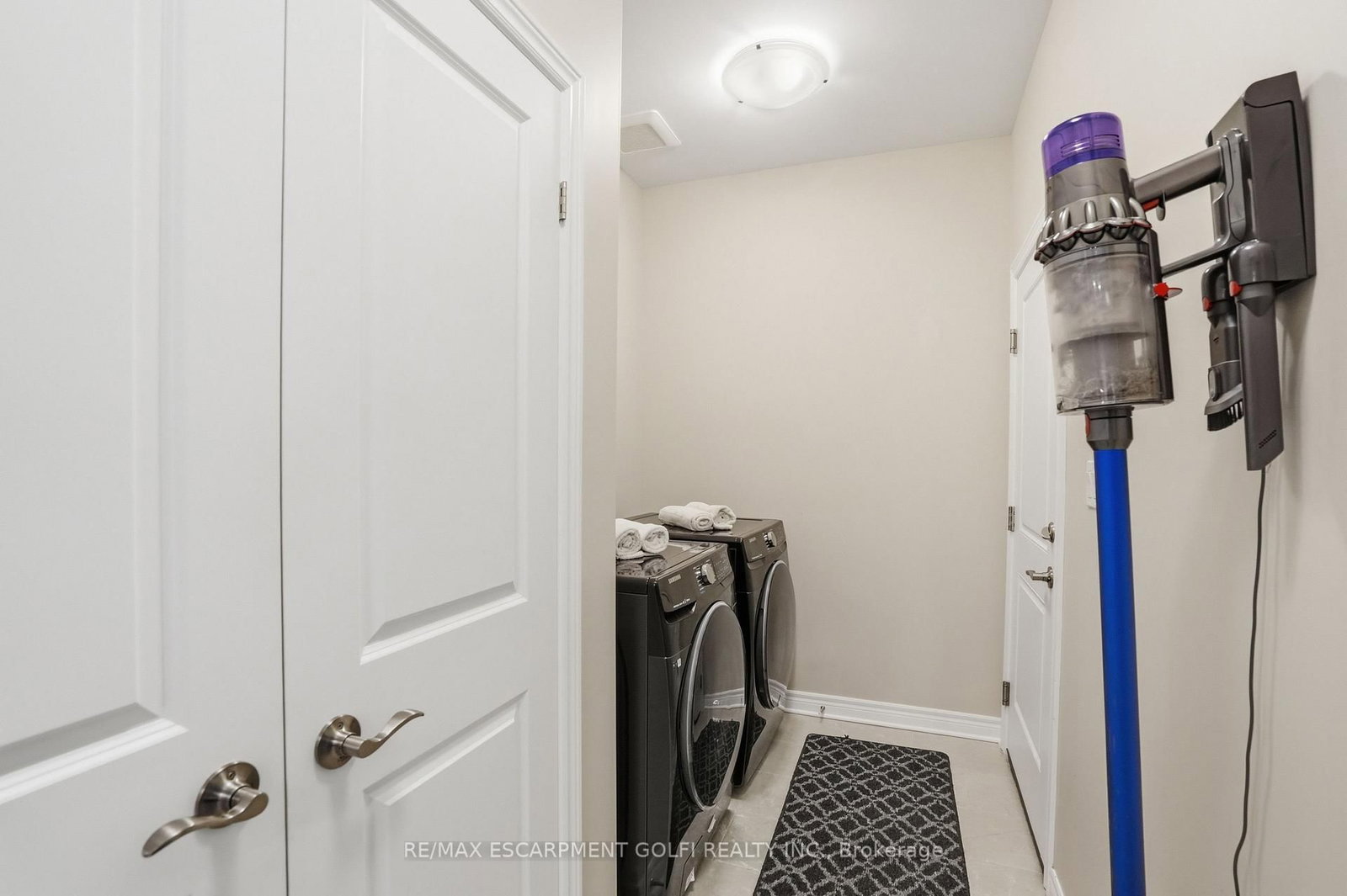 45 Dorchester Boulevard S • #12 • St. Catharines, ON photo 16